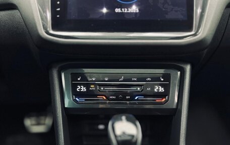 Volkswagen Tiguan II, 2021 год, 4 150 000 рублей, 20 фотография