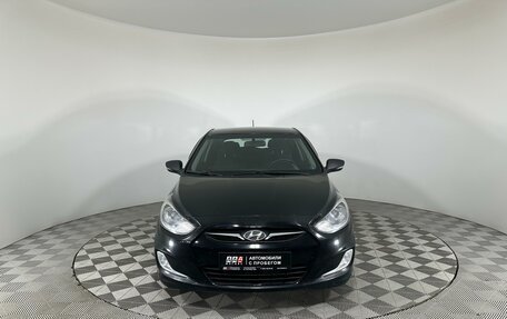 Hyundai Solaris II рестайлинг, 2011 год, 815 000 рублей, 2 фотография