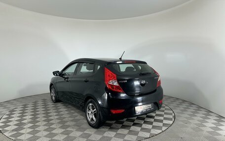 Hyundai Solaris II рестайлинг, 2011 год, 815 000 рублей, 7 фотография