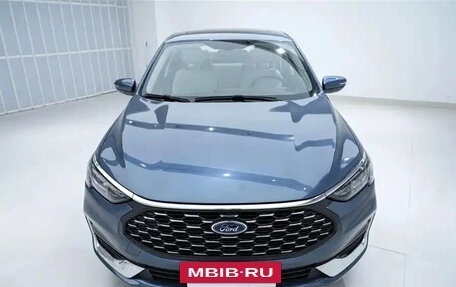 Ford Escort, 2022 год, 1 010 000 рублей, 2 фотография