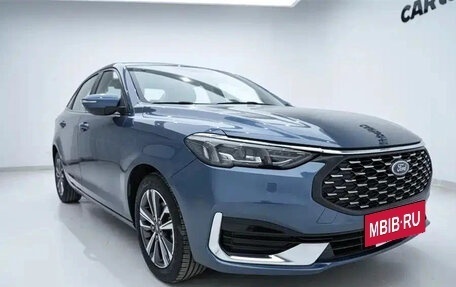 Ford Escort, 2022 год, 1 010 000 рублей, 3 фотография