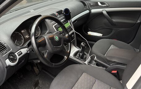 Skoda Octavia, 2011 год, 900 000 рублей, 6 фотография