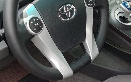 Toyota Prius, 2010 год, 1 150 000 рублей, 1 фотография