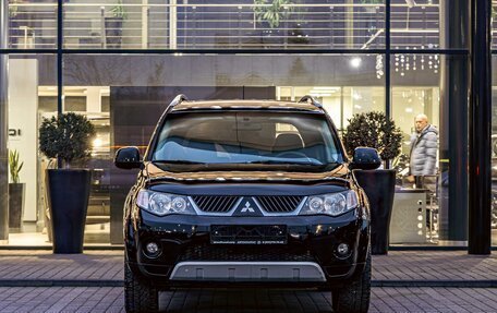 Mitsubishi Outlander III рестайлинг 3, 2008 год, 995 000 рублей, 2 фотография