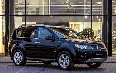 Mitsubishi Outlander III рестайлинг 3, 2008 год, 995 000 рублей, 3 фотография