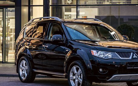 Mitsubishi Outlander III рестайлинг 3, 2008 год, 995 000 рублей, 7 фотография