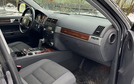 Volkswagen Touareg III, 2008 год, 1 650 000 рублей, 10 фотография