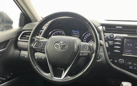 Toyota Camry, 2019 год, 2 824 000 рублей, 20 фотография