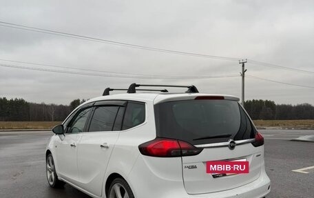 Opel Zafira C рестайлинг, 2013 год, 1 050 000 рублей, 4 фотография