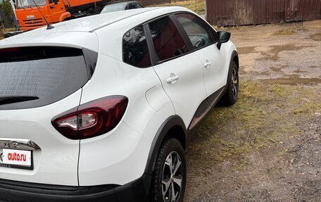 Renault Kaptur I рестайлинг, 2018 год, 1 206 000 рублей, 2 фотография