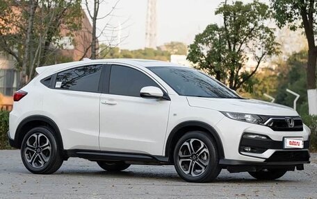 Honda Vezel, 2022 год, 1 610 000 рублей, 3 фотография