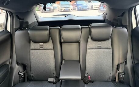 Honda Vezel, 2022 год, 1 610 000 рублей, 13 фотография