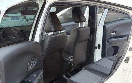 Honda Vezel, 2022 год, 1 610 000 рублей, 12 фотография