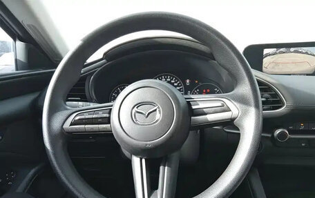 Mazda 3, 2022 год, 1 380 000 рублей, 9 фотография