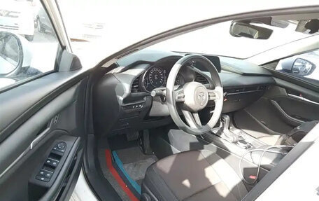 Mazda 3, 2022 год, 1 380 000 рублей, 13 фотография