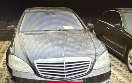 Mercedes-Benz S-Класс, 2012 год, 1 600 000 рублей, 1 фотография