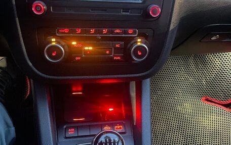 Volkswagen Jetta VI, 2010 год, 720 000 рублей, 9 фотография