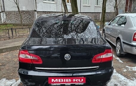 Skoda Superb III рестайлинг, 2009 год, 530 000 рублей, 3 фотография