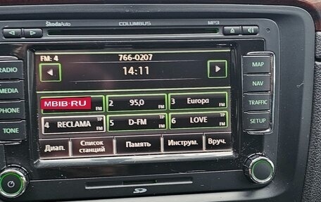 Skoda Superb III рестайлинг, 2009 год, 530 000 рублей, 21 фотография