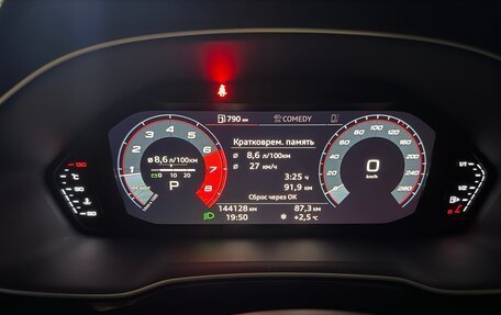 Audi Q3, 2019 год, 2 900 000 рублей, 10 фотография