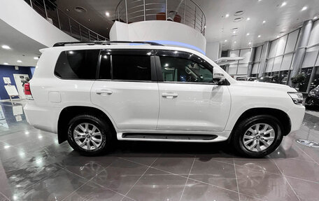 Toyota Land Cruiser, 2021 год, 7 500 000 рублей, 4 фотография