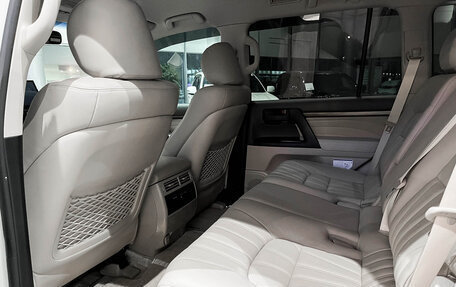 Toyota Land Cruiser, 2021 год, 7 500 000 рублей, 18 фотография