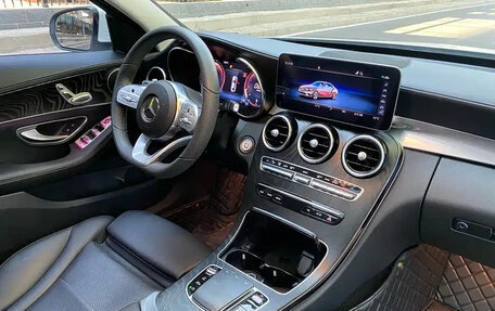 Mercedes-Benz C-Класс, 2022 год, 2 300 000 рублей, 20 фотография