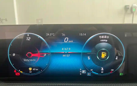 Mercedes-Benz A-Класс, 2022 год, 1 790 000 рублей, 8 фотография