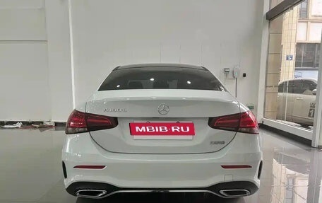 Mercedes-Benz A-Класс, 2022 год, 1 790 000 рублей, 9 фотография