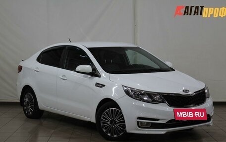 KIA Rio III рестайлинг, 2016 год, 890 000 рублей, 4 фотография