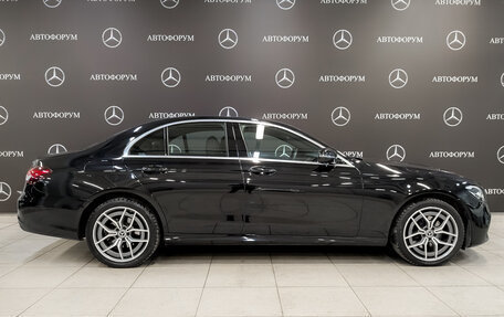 Mercedes-Benz E-Класс, 2020 год, 5 100 000 рублей, 4 фотография