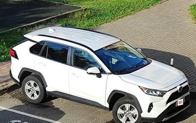 Toyota RAV4, 2021 год, 3 300 000 рублей, 1 фотография