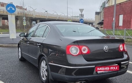 Volkswagen Passat B6, 2008 год, 599 000 рублей, 3 фотография