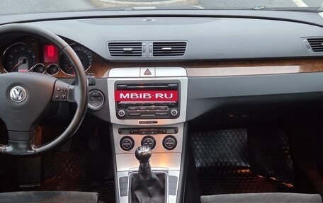 Volkswagen Passat B6, 2008 год, 599 000 рублей, 10 фотография