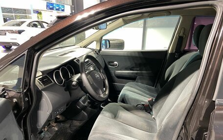 Nissan Tiida, 2010 год, 670 000 рублей, 9 фотография