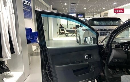 Nissan Tiida, 2010 год, 670 000 рублей, 23 фотография