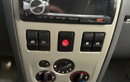 Renault Logan I, 2006 год, 118 000 рублей, 9 фотография