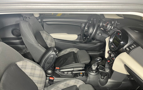 MINI Hatch, 2017 год, 2 500 000 рублей, 13 фотография