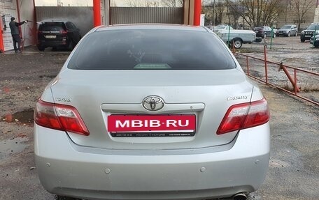 Toyota Camry, 2008 год, 850 000 рублей, 2 фотография