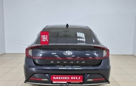 Hyundai Sonata VIII, 2021 год, 2 390 000 рублей, 5 фотография