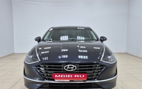 Hyundai Sonata VIII, 2021 год, 2 390 000 рублей, 2 фотография