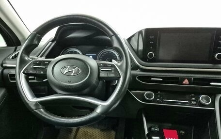 Hyundai Sonata VIII, 2021 год, 2 390 000 рублей, 11 фотография