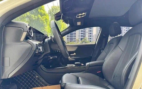 Mercedes-Benz A-Класс, 2021 год, 1 810 000 рублей, 5 фотография