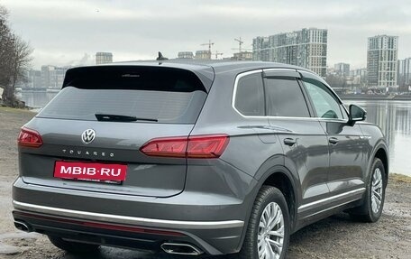 Volkswagen Touareg III, 2018 год, 4 249 999 рублей, 4 фотография
