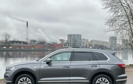 Volkswagen Touareg III, 2018 год, 4 249 999 рублей, 8 фотография