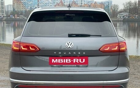 Volkswagen Touareg III, 2018 год, 4 249 999 рублей, 10 фотография