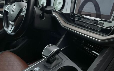 Volkswagen Touareg III, 2018 год, 4 249 999 рублей, 22 фотография