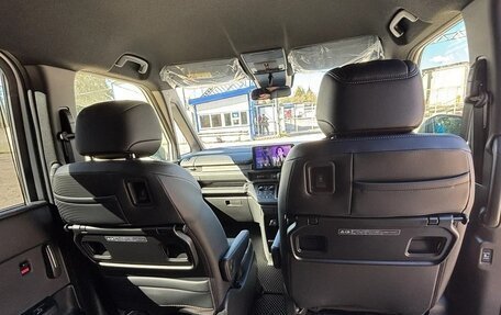 Honda Stepwgn, 2022 год, 2 470 000 рублей, 11 фотография