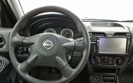 Nissan Almera, 2004 год, 310 000 рублей, 11 фотография