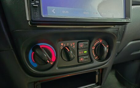 Nissan Almera, 2004 год, 310 000 рублей, 18 фотография